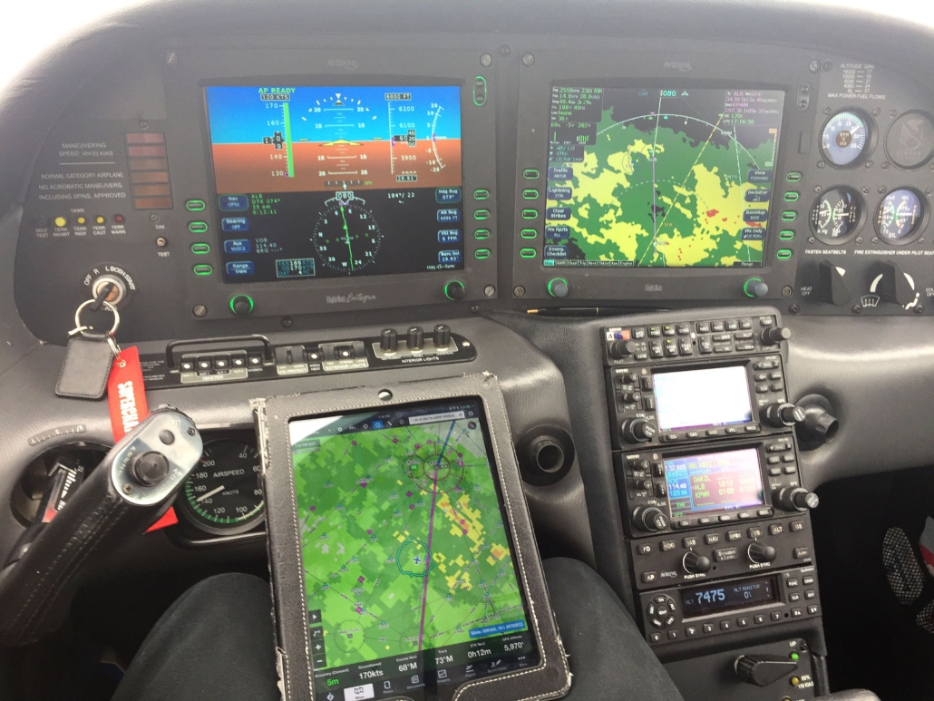 cirrus cockpit